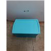 Image 2 : **50 L Storage Tote with Lid 23" x 15" x 12" - Cannot Ship