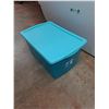 Image 3 : **50 L Storage Tote with Lid 23" x 15" x 12" - Cannot Ship
