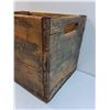 Image 5 : Vintage Canada Dry Wooden Crate - 16" x 12" x 13"