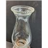 Image 5 : Antique Starburst Low-Max Kerosene/Oil Lamp w/Shade - 19" x 6"