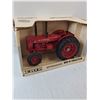 Image 4 : ERTL McCormick WD-9 Tractor- 1/16 Scale- NOS