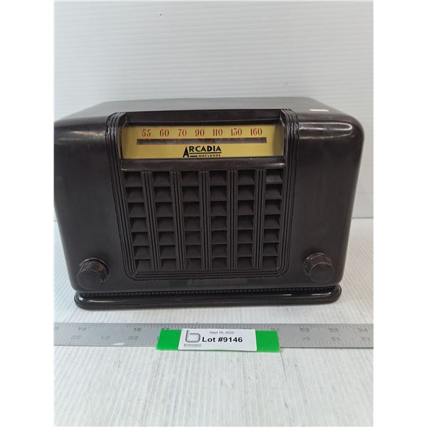 Arcadia Macleods Battery Operated Radio Receiver- 11.5" x 6" x 7"- As Is