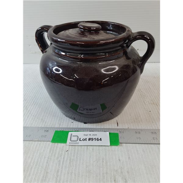 Crockery Bean Pot- 8" x 6"