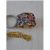 Image 2 : (5)Bracelets- Stone, Rhinestone