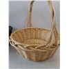 Image 3 : (2) Wicker Baskets