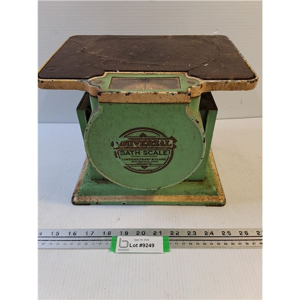 #Vintage Universal Bath Scale - 10.5x8.5x9" - Pickup Preferred