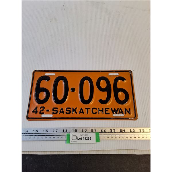 Vintage 1942 Saskatchewan License Plate