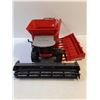 Image 2 : Scale Models 1/24 Massey Ferguson 9895 Rotary Combine