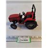 Image 1 : ERTL 1/20 Scale Massey-Ferguson 1433 Tractor