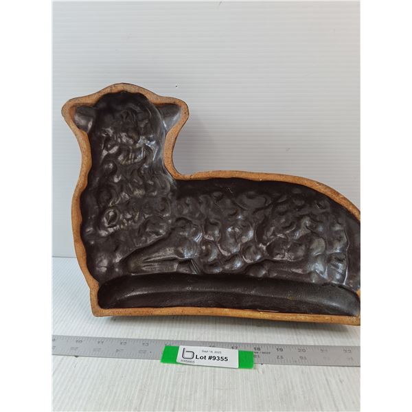 Pottery Sheep Mold- 15" x 10"