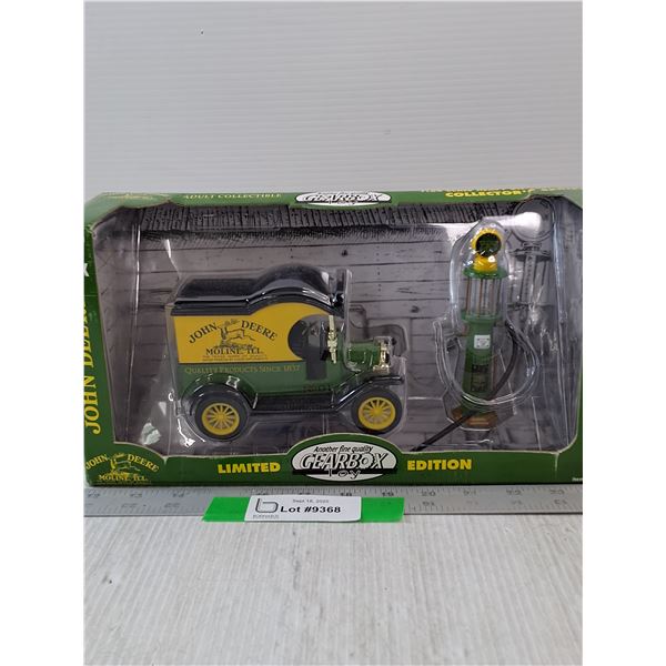 John Deere Ford Coin Bank & John Deere Wayne Gas Pump- NIB