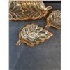 Image 3 : (3) Marigold Carnival Leaf Dishes