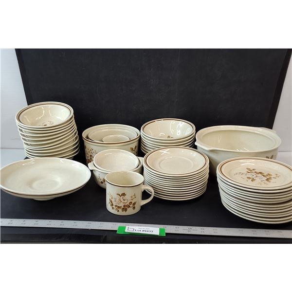 Royal Doulton 1970s Ravel Set  -  PICK UP