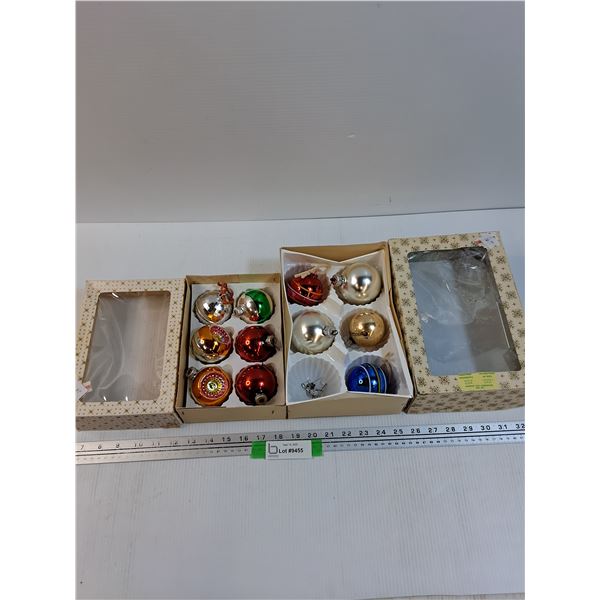 (11) Vintage Christmas Tree Ornaments in Original Boxes