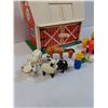 Image 3 : Fisher Price Vintage Play Farm Set w/Accessories