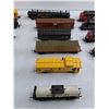 Image 3 : (18) HO Model CN/CP Train Cars (4-Engines, 11-Assorted)