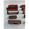 Image 4 : (15) HO Model CN/CP Train Cars (2-Engines, 13-Cars)