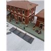 Image 2 : Model Train Diorama Train Station - Needs Some Repairs