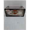 Image 3 : Maisto Replica 1:24 Die-Cast "Harley Davidson" 1929 Ford Model A - NIB