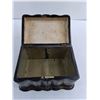Image 2 : Vintage Locking Wooden Storage Box with Inset Mother-Of-Pearl - Key Included - 1 Hinge Broken