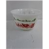Image 2 : Milk Glass "Tom and Jerry" 9.5" Mixing Bowl