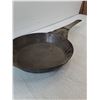 Image 4 : Woolworth Frying Pan- 9.5" x 18"