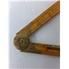 Image 6 : (3) Folding Expanding Vintage Rulers With Level, Protractor, Imperial Inch Measurments
