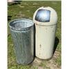 Image 10 : METAL CABINET AND METAL GARBAGE CAN WITH INSERT