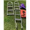 Image 2 : LIFE JACKETS AND BOAT LADDERS