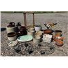 Image 1 : POTS, JUGS, AND MISCELLANEOUS GARDEN DÉCOR