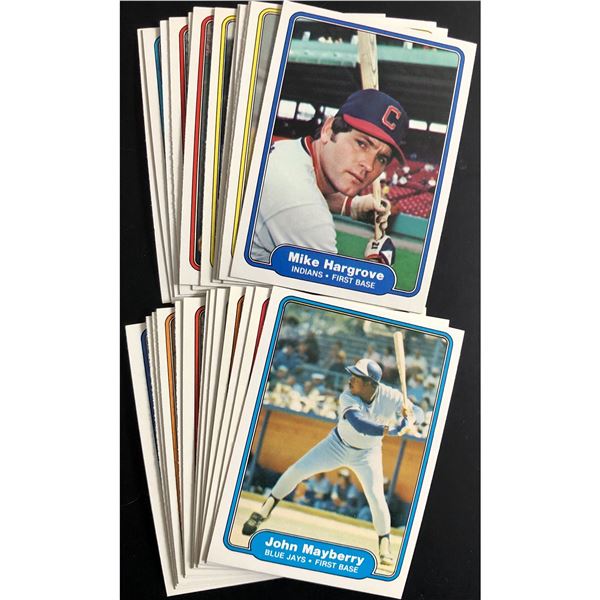 1982 FLEER BASEBALL COLLECTION (25)