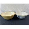 Image 1 : Vintage Pottery Bowls