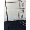 Image 2 : Metal Wire Stands