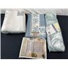 Image 1 : Bath & Home Linens