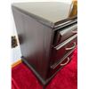 Image 2 : Mako Nightside Table
