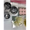 Image 2 : Candle Holders & Decor