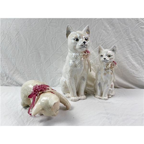 Ceramic Feline Décor