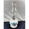 Image 1 : Vintage Oil Lamp