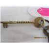 Image 2 : Pair of Brass Keys One Large