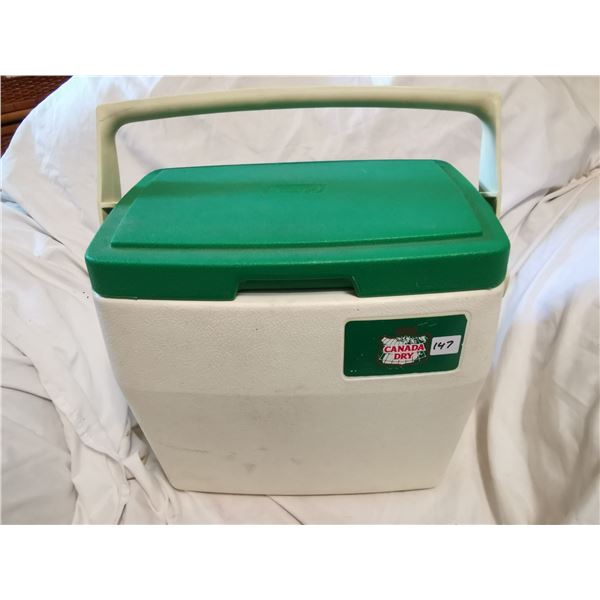 canada dry cooler- 14"x15"