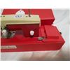 Image 3 : Little queen child sewing machine