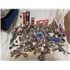 Image 1 : 220 collector spoons