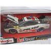 Image 2 : Maisto Police Dodge Challenger Die Cast Car
