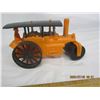 Image 3 : 1960's Antique Toy Tractor