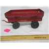 Image 1 : Lincoln Toys Massey Harris Hay Wagon in Good Shape