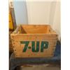 Image 5 : 7-up pop crate excellent condition