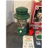 Image 2 : Coleman lantern 321C- original box