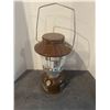 Image 1 : Coleman lantern 521B- like new