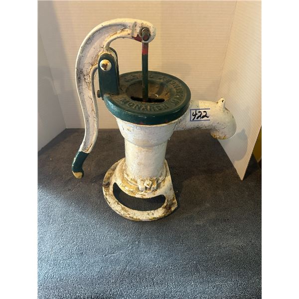 Cistern pump monarch