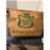 Image 4 : canada dry wooden pop crate